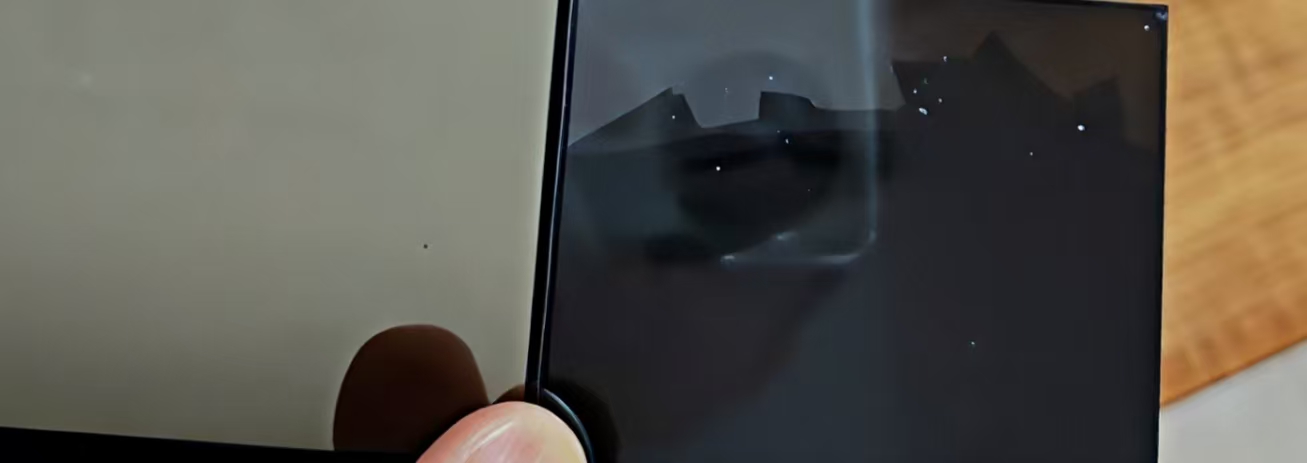 Skillnader i överföring mellan TN och IPS LCD-glas